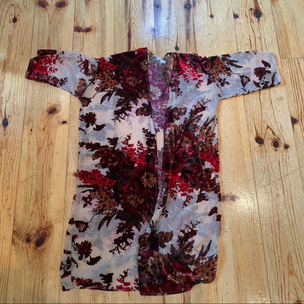 Woven Heart Floral Kimono One Size
